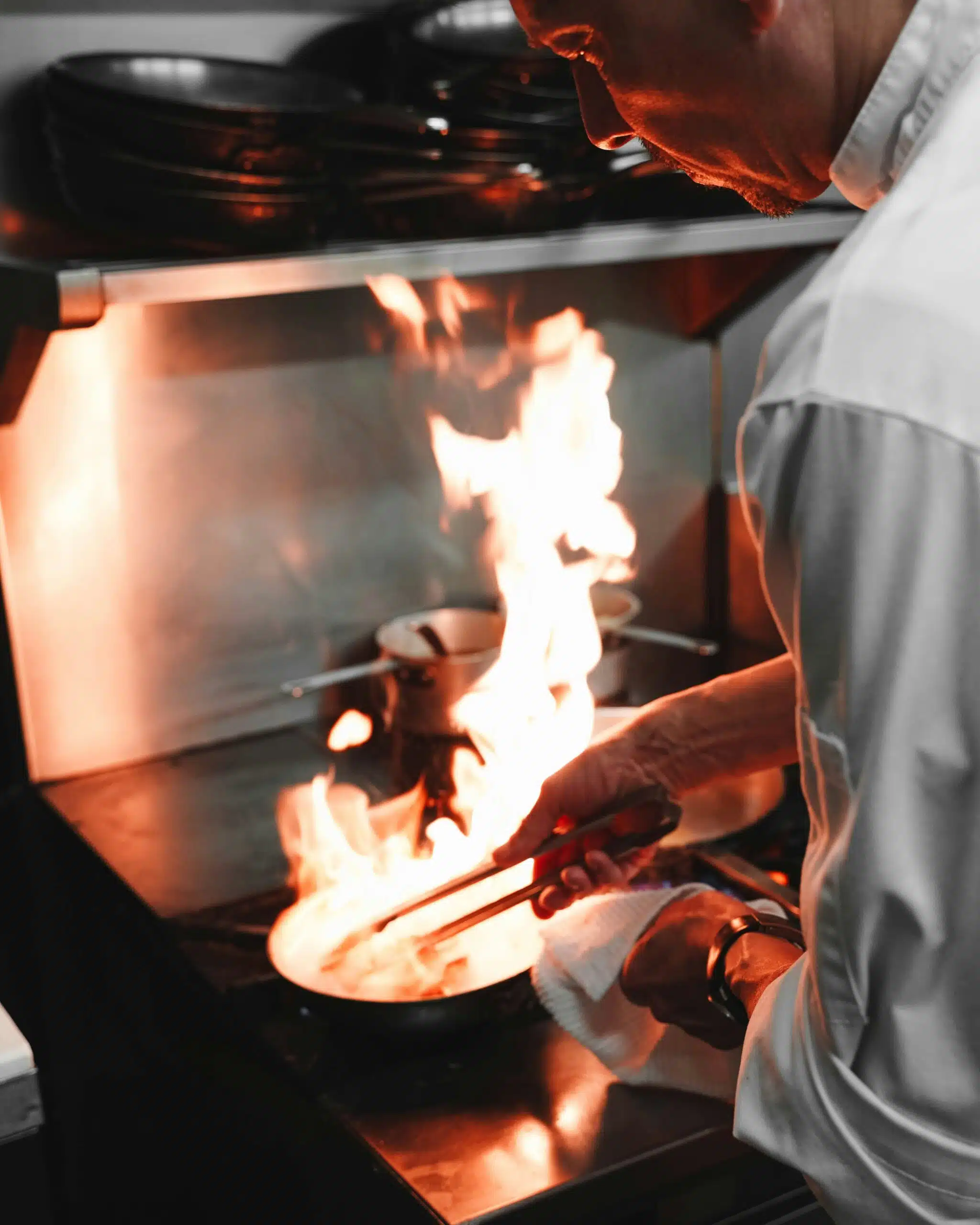Mastering Culinary Techniques: A 30-Year Chef's Guide 1 Mastering Culinary Techniques: A 30-Year Chef's Guide