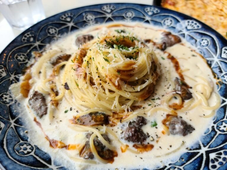 Why Did My Carbonara Eggs Scramble? The Ultimate Guide to Perfecting Your Pasta Dish 4 Why Did My Carbonara Eggs Scramble? The Ultimate Guide to Perfecting Your Pasta Dish